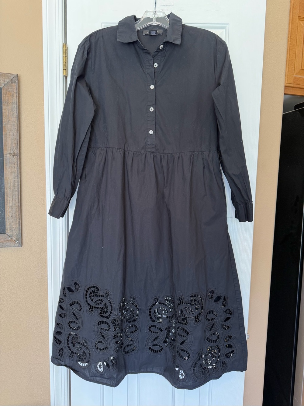 Eyelet Trim Button Down Dess XS Chic Long Sleeve Old Money Tahari Classic